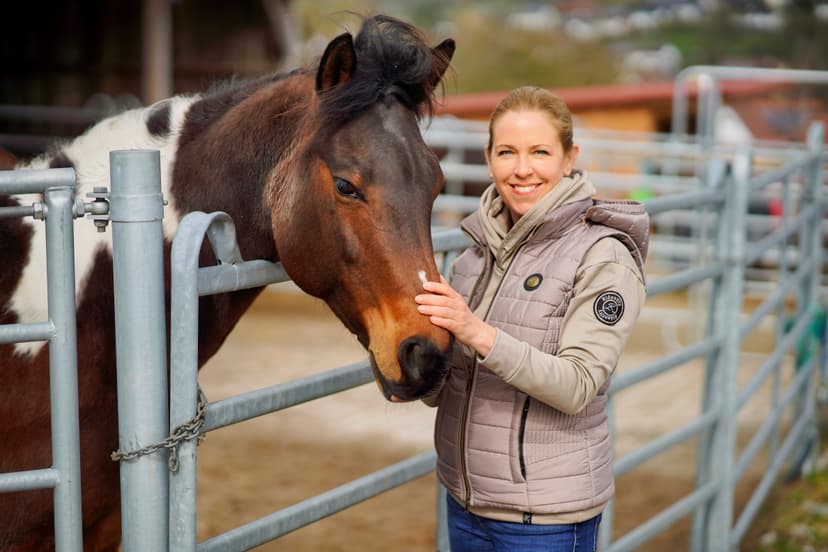 Michaela Wieland-Findeis mit Pferd